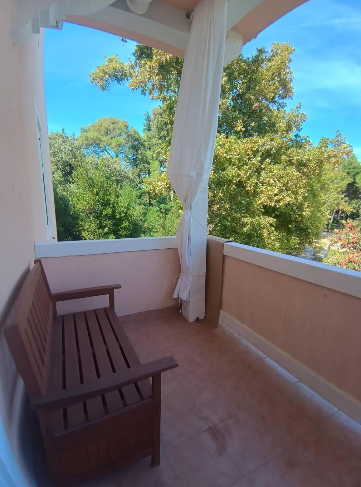 Rab Town Park Apartman Eksteriør billede